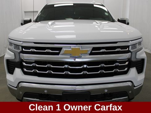 Used 2025 Chevrolet Silverado 1500 LTZ AWD/4WD image 3