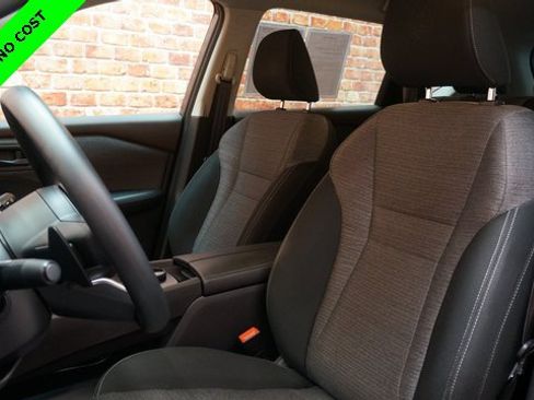 Certified 2022 Nissan Rogue S image 10