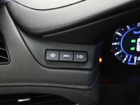 Used 2020 Cadillac Escalade Luxury AWD/4WD image 34