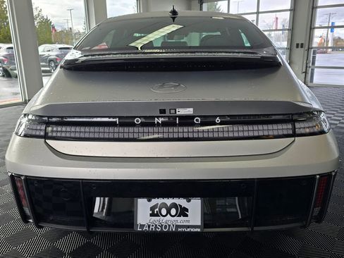 New 2025 Hyundai Ioniq 6 SEL image 5