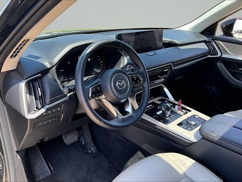 Certified 2025 MAZDA CX-70 3.3 Turbo w/ Premium Package AWD/4WD image 11