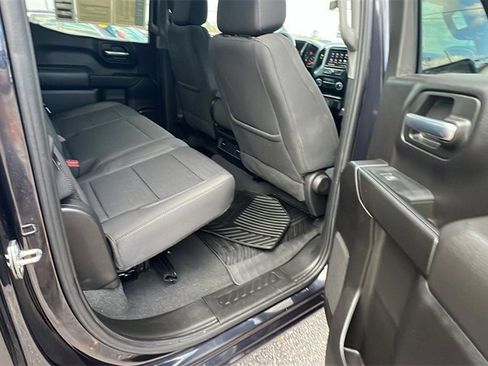 Certified 2022 Chevrolet Silverado 1500 Custom w/ LPO, Dark Essentials Package image 18