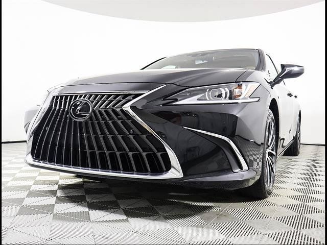 Certified 2025 Lexus ES 350 w/ Premium Package FWD image 2