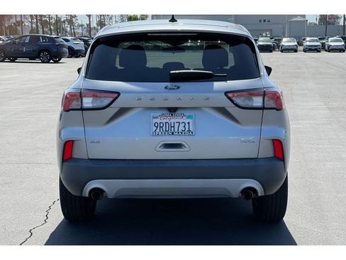 Used 2022 Ford Escape SE AWD/4WD image 5