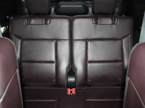 Used 2025 Ford Explorer Platinum w/ LUX Leather Package image 68