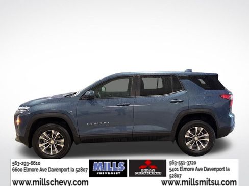 Used 2026 Chevrolet Equinox LT FWD image 8