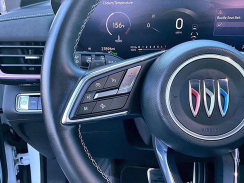 Used 2024 Buick Envision Sport Touring image 18