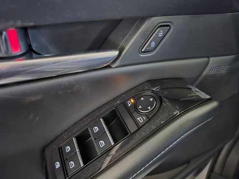 New 2025 MAZDA CX-30 AWD 2.5 S w/ Preferred Package image 31