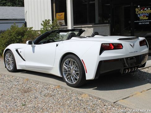 Used 2015 Chevrolet Corvette Stingray Convertible w/ 3LT Preferred Equipment Group RWD image 8