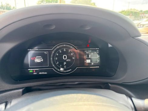 Used 2022 Toyota GR86 RWD image 19
