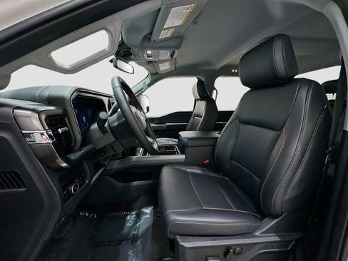 Used 2026 Ford F250 Lariat w/ FX4 Off-Road Package image 22