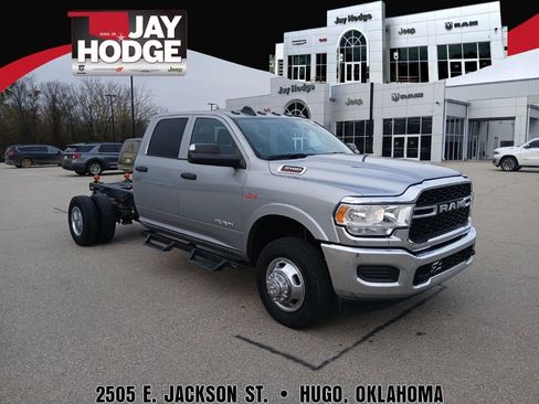 Used 2022 RAM 3500 Tradesman w/ Chrome Appearance Group image 1