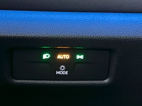 New 2026 Volkswagen Tiguan SE R-Line image 30