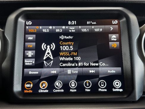 Used 2022 Jeep Wrangler Unlimited Sport AWD/4WD image 14