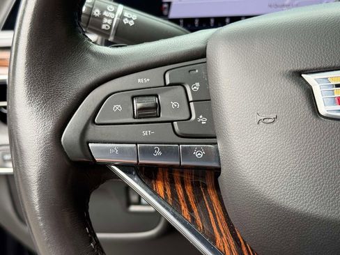 Used 2023 Cadillac Escalade ESV Premium Luxury AWD/4WD image 36