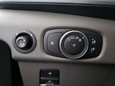 New 2025 Ford Transit 350 XLT image 27