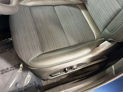 Used 2024 Buick Envista Preferred w/ Convenience I Package image 19