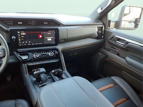 Used 2023 GMC Sierra 1500 AT4 w/ AT4 Premium Package AWD/4WD image 19