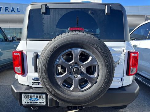 Used 2024 Ford Bronco Big Bend image 9