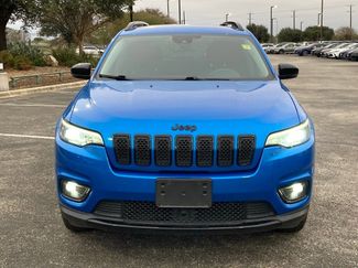 Used 2023 Jeep Cherokee Altitude Lux video 2