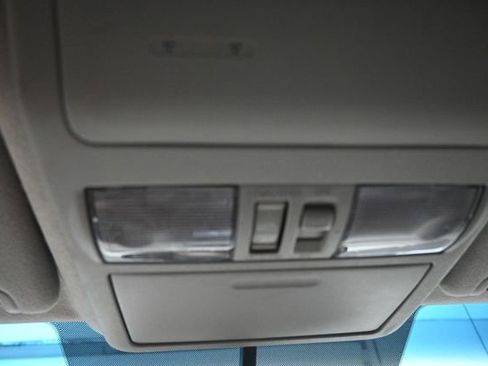 Used 2019 Nissan Frontier SL AWD/4WD image 18