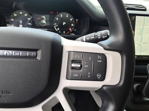 Used 2025 Land Rover Defender 110 S AWD/4WD image 28