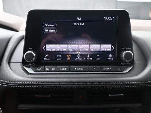 Used 2023 Nissan Rogue SV AWD/4WD image 11