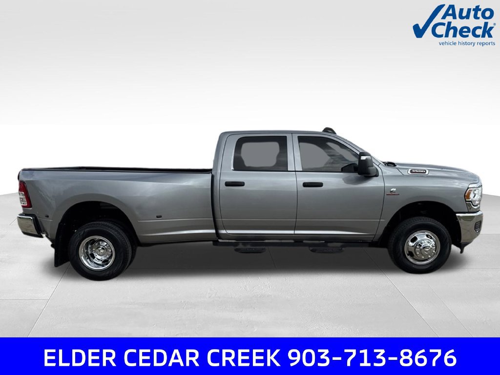 Used 2024 RAM 3500 Tradesman w/ Chrome Appearance Group AWD/4WD image 9