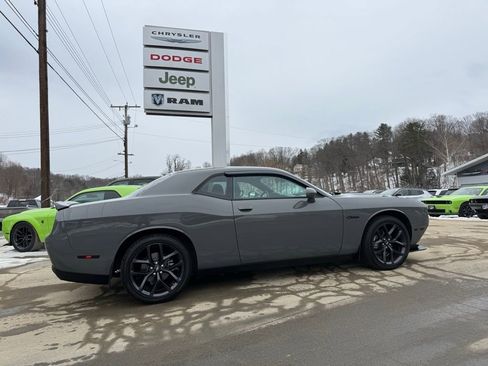 Used 2023 Dodge Challenger SXT w/ Blacktop Package image 3