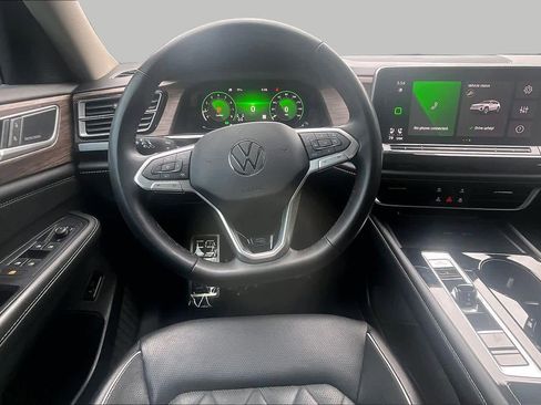 Used 2024 Volkswagen Atlas SEL Premium R-Line AWD/4WD image 6