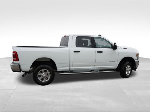 Used 2024 RAM 2500 Big Horn w/ Protection Group AWD/4WD image 4