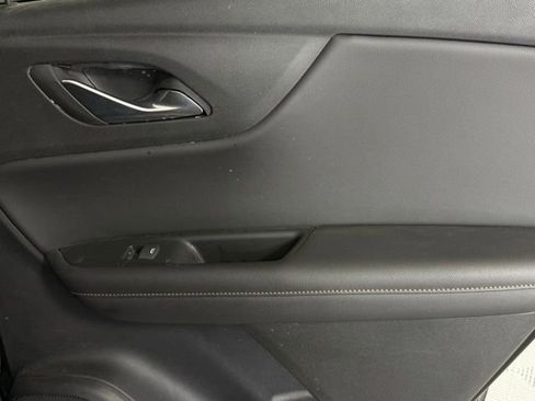 Used 2023 Chevrolet Blazer Premier image 23