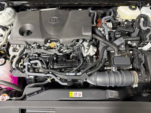 Used 2025 Toyota Camry SE FWD image 42