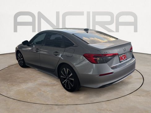 Used 2023 Honda Civic EX image 6