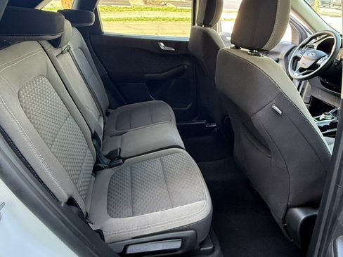 Used 2020 Ford Escape SE image 44