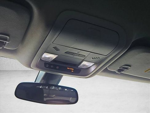 Used 2019 Chevrolet Blazer LT FWD image 21