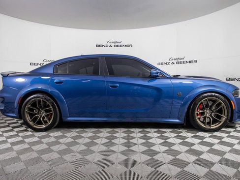 Used 2021 Dodge Charger SRT Hellcat image 12