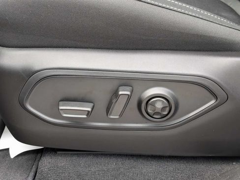 New 2026 Jeep Grand Cherokee Laredo X RWD image 21