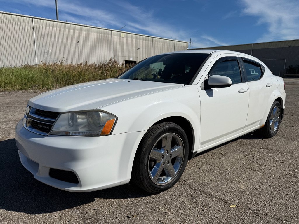 Used 2011 Dodge Avenger Mainstreet FWD image 6
