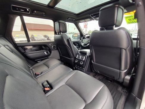 Used 2019 Land Rover Range Rover Supercharged AWD/4WD image 47