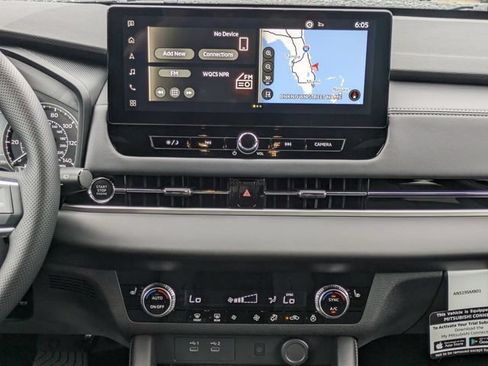 New 2026 Mitsubishi Outlander LE FWD image 18