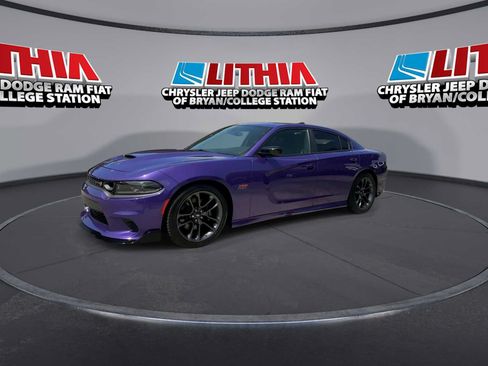 Used 2023 Dodge Charger Scat Pack RWD image 4