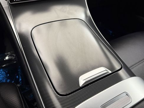 Used 2024 Mercedes-Benz GLC 300 4MATIC image 34