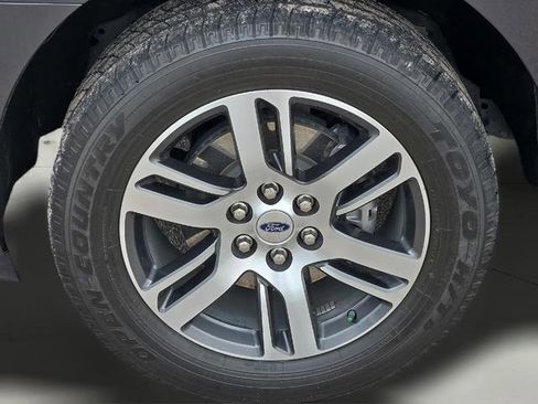 Used 2023 Ford Expedition Max XLT RWD image 17