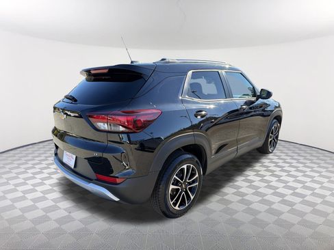 Used 2025 Chevrolet TrailBlazer LT image 17