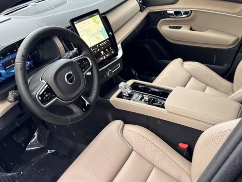 New 2026 Volvo XC90 T8 Ultra w/ Lounge Package AWD/4WD image 13