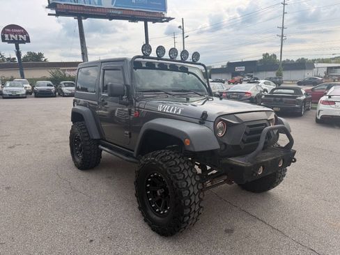 Used 2014 Jeep Wrangler Sport AWD/4WD image 4