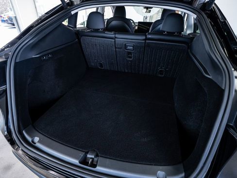 Used 2025 Tesla Model Y Long Range image 51