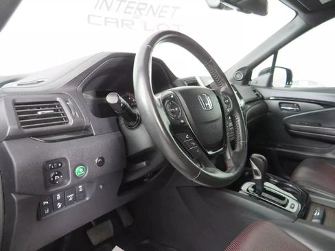 Used 2017 Honda Ridgeline Black Edition image 10