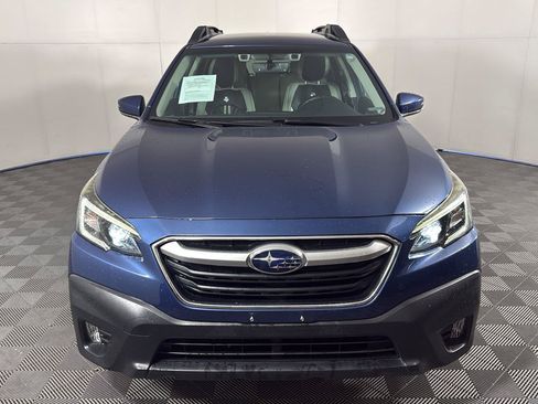 Used 2021 Subaru Outback Premium AWD/4WD image 3